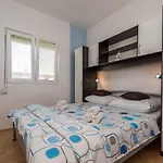 Marko Dominik Apartamento Ražanac